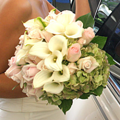 callas,hydrangeas and roses brides bouquet